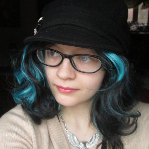 Meet your Posher, Tess - Picture 1 of 1